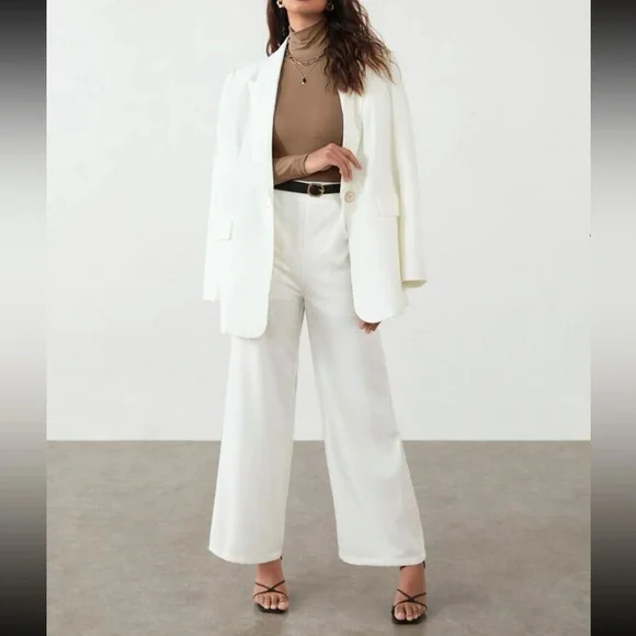 Boho casual high neck fitted top - Picture 11 of 15